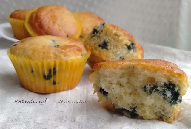 eggfree bluberry muffins 02